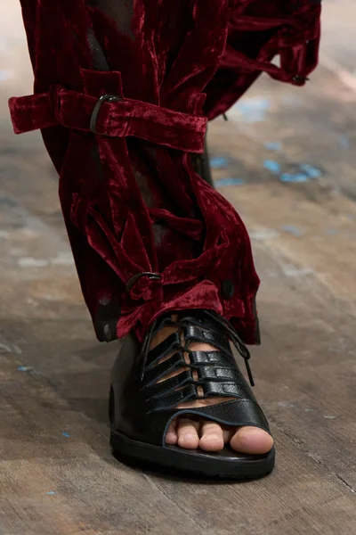 Look 77